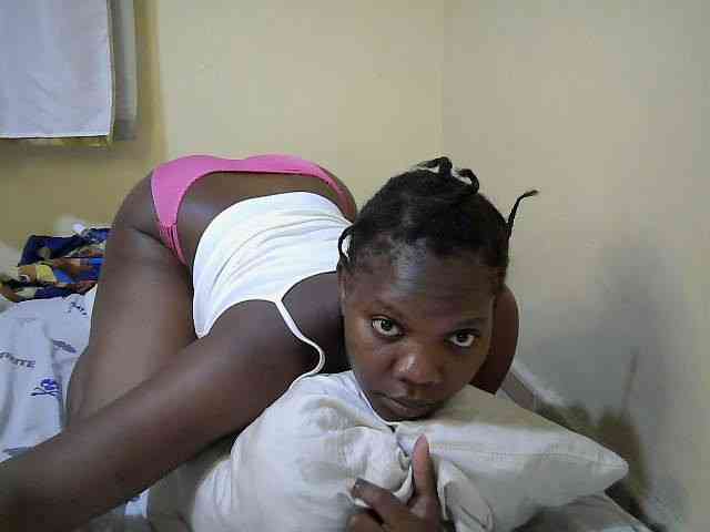 Sweet-Tiffany webcam