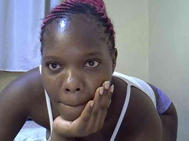 Sweet-Tiffany webcam