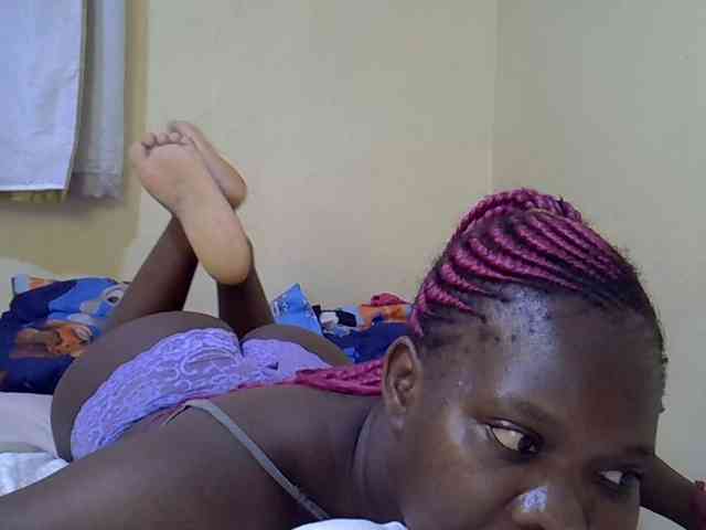 Sweet-Tiffany webcam