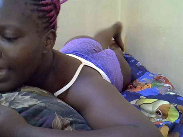 Sweet-Tiffany webcam