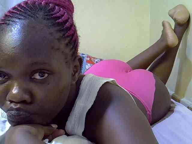 Sweet-Tiffany webcam