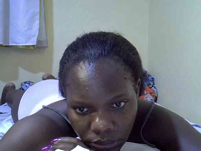 Sweet-Tiffany webcam