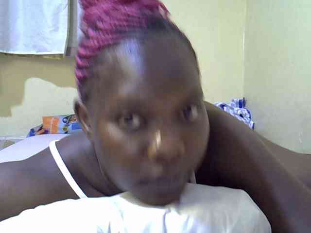 Sweet-Tiffany webcam