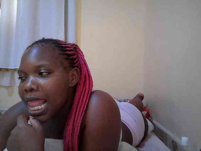 Sweet-Tiffany webcam