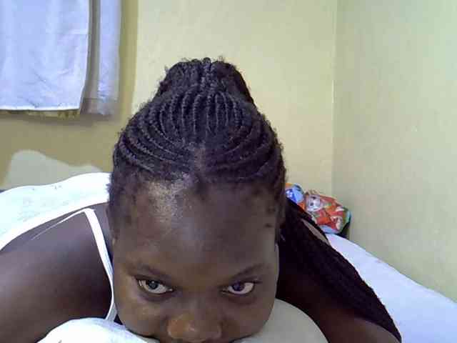 Sweet-Tiffany webcam