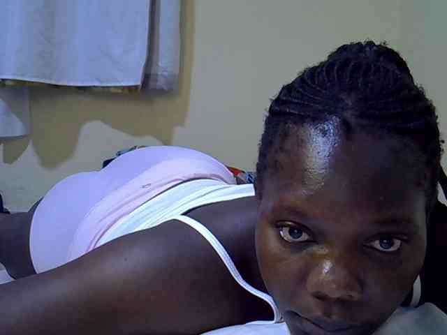 Sweet-Tiffany webcam