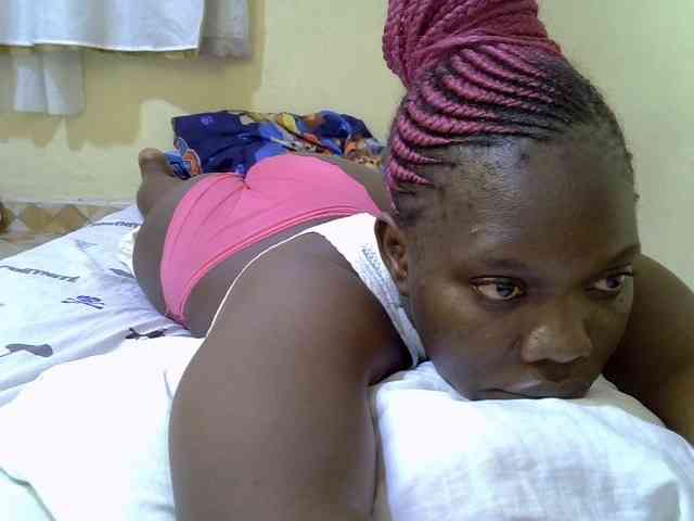 Sweet-Tiffany webcam