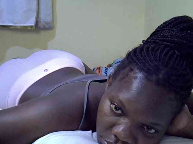 Sweet-Tiffany webcam