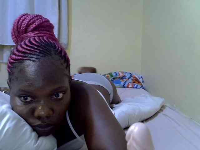 Sweet-Tiffany webcam