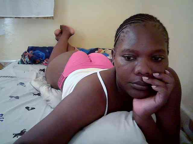 Sweet-Tiffany webcam