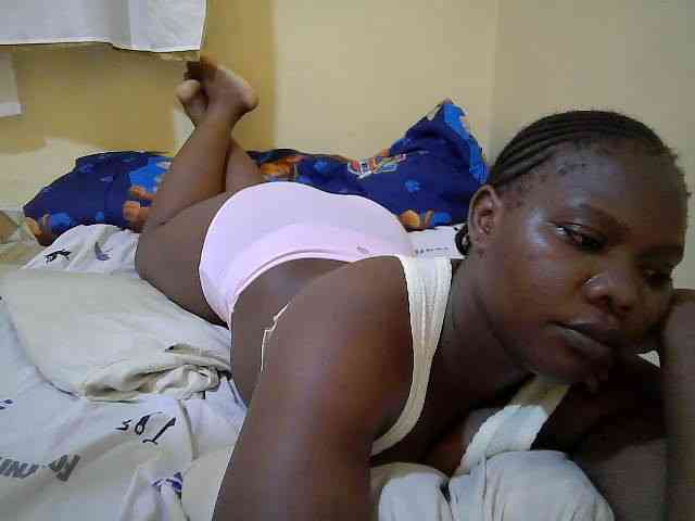 Sweet-Tiffany webcam