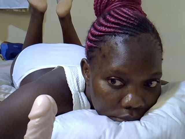 Sweet-Tiffany webcam