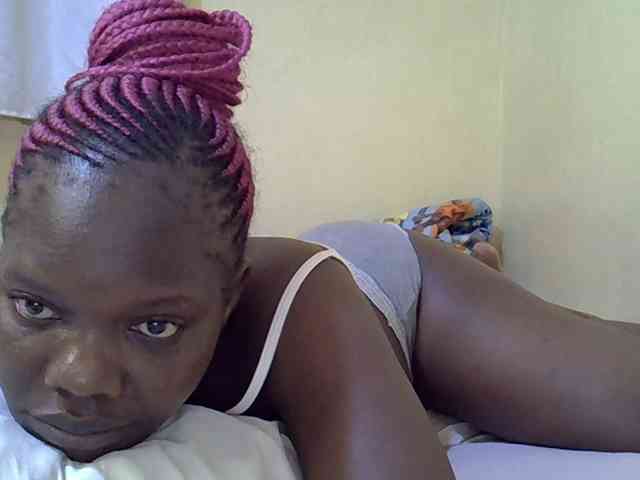 Sweet-Tiffany webcam