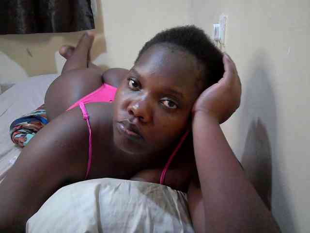 Sweet-Tiffany webcam