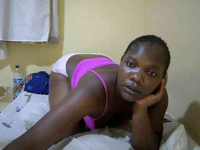 Sweet-Tiffany webcam