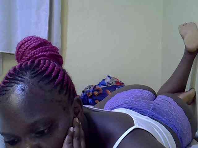 Sweet-Tiffany webcam