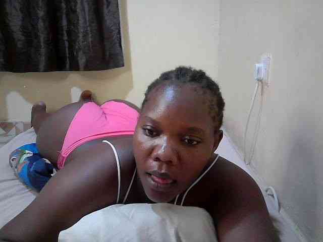 Sweet-Tiffany webcam