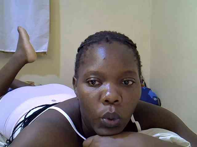 Sweet-Tiffany webcam