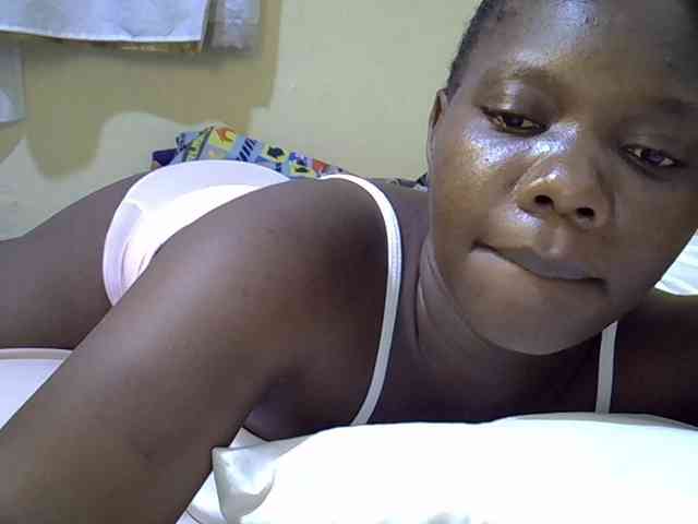 Sweet-Tiffany webcam