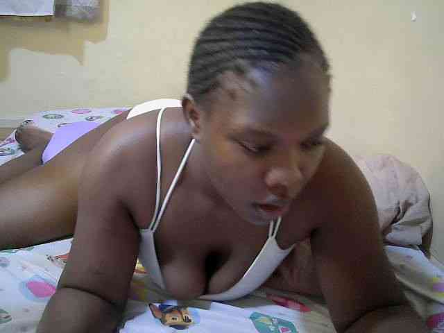 Sweet-Tiffany Live Webcam on BongaCams