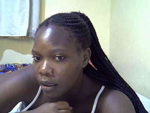 Sweet-Tiffany webcam