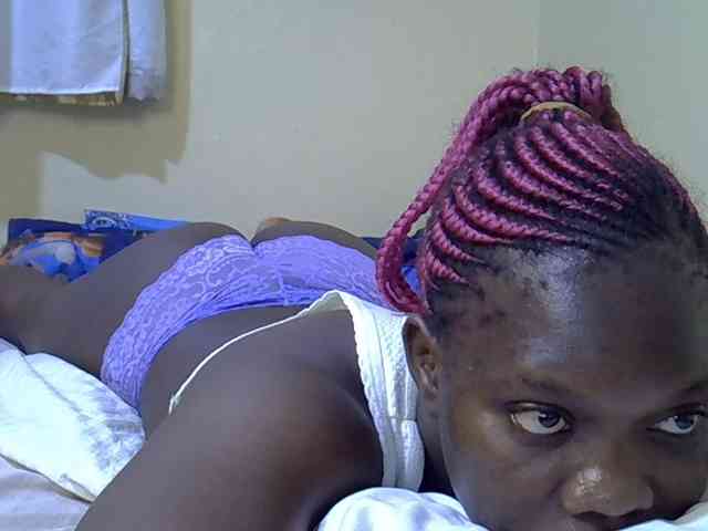 Sweet-Tiffany webcam