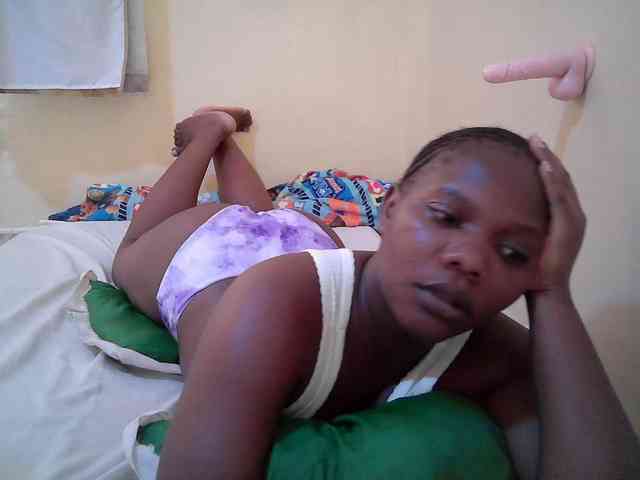 Sweet-Tiffany webcam