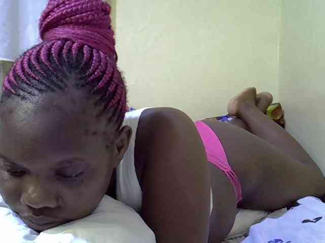 Sweet-Tiffany webcam