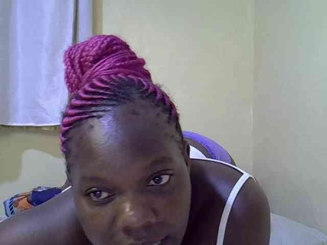 Sweet-Tiffany webcam