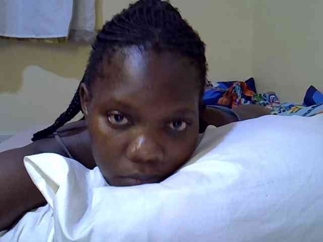 Sweet-Tiffany webcam