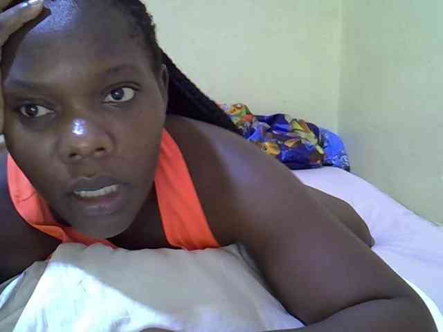 Sweet-Tiffany webcam