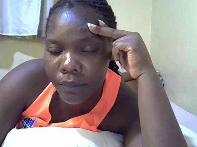 Sweet-Tiffany webcam