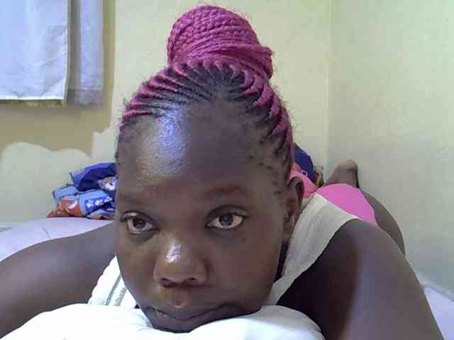 Sweet-Tiffany webcam