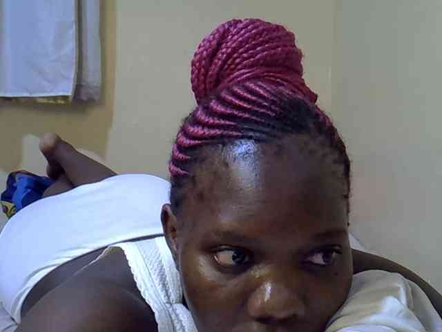 Sweet-Tiffany webcam