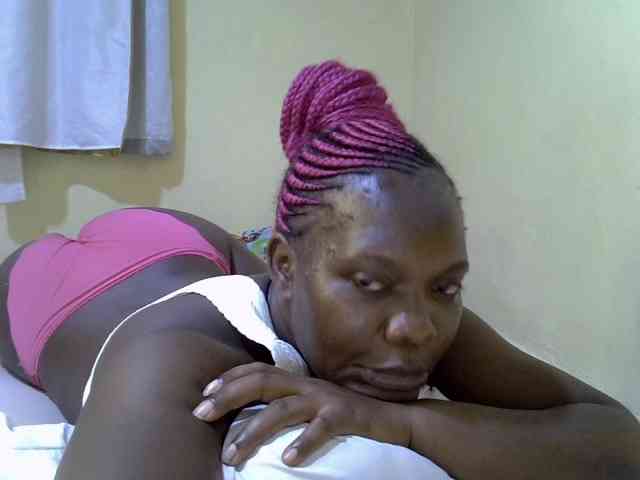 Sweet-Tiffany webcam