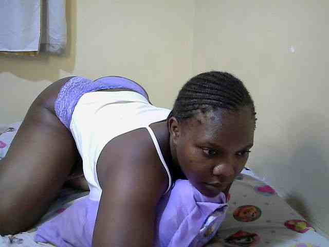 Sweet-Tiffany Live Webcam on BongaCams