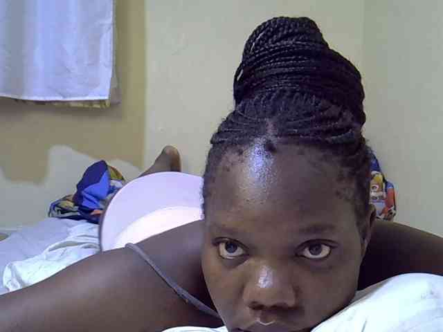 Sweet-Tiffany webcam