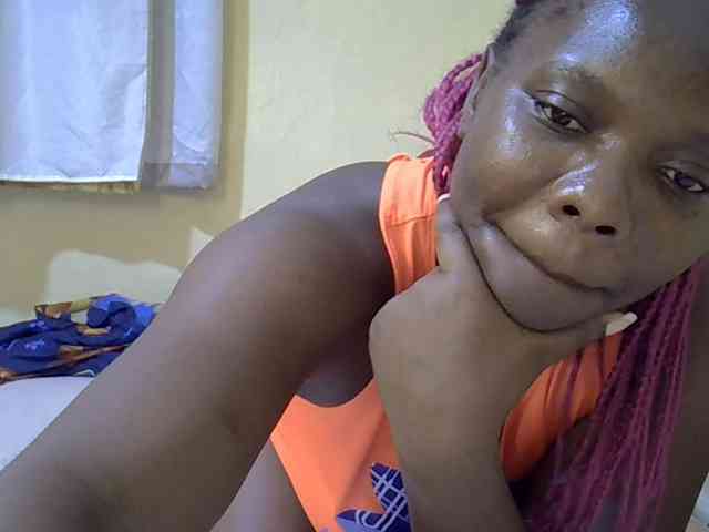 Sweet-Tiffany webcam