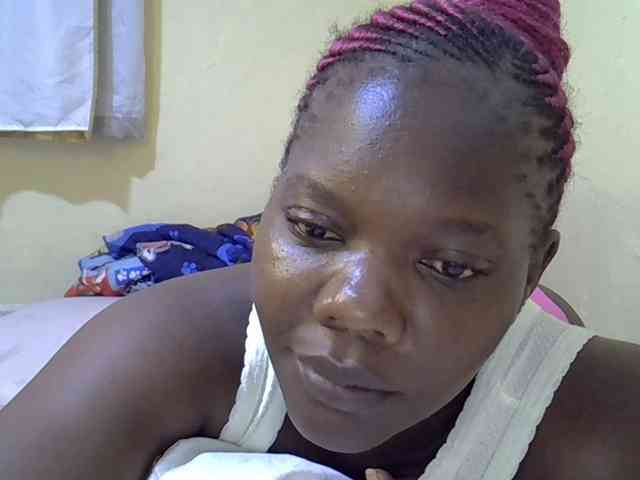 Sweet-Tiffany webcam
