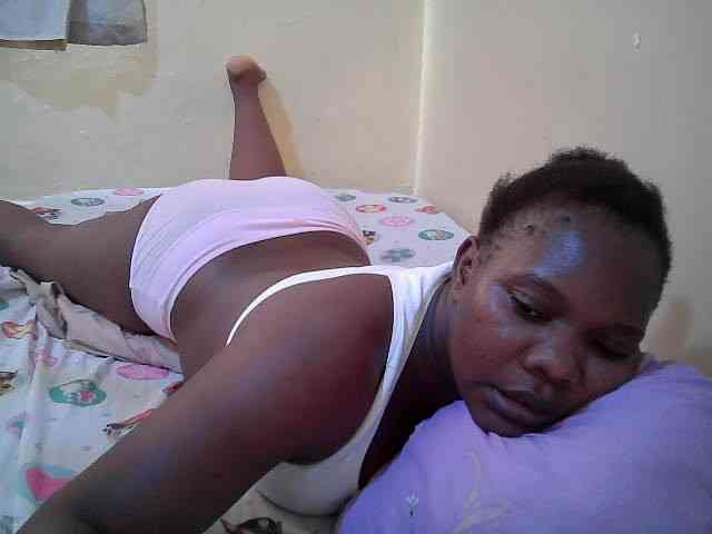 Sweet-Tiffany webcam