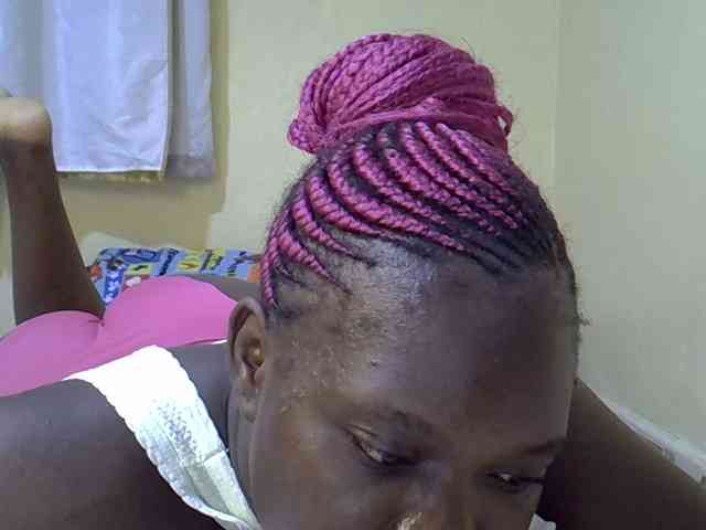 Sweet-Tiffany webcam