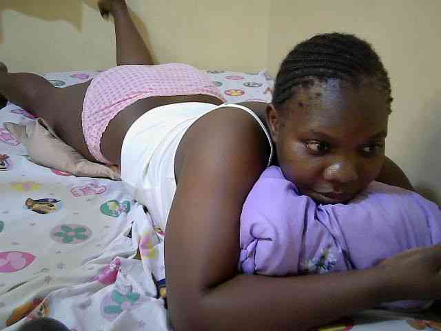 Sweet-Tiffany webcam
