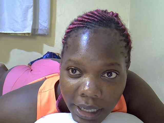 Sweet-Tiffany webcam