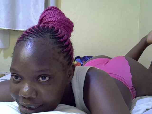Sweet-Tiffany webcam