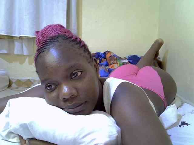Sweet-Tiffany webcam