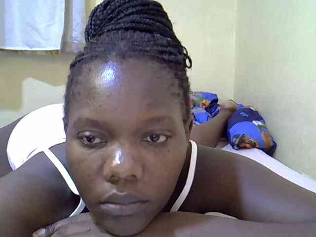 Sweet-Tiffany webcam