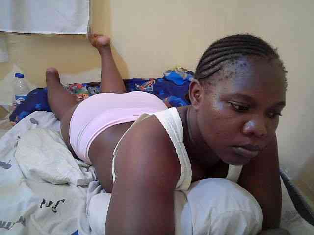 Sweet-Tiffany webcam