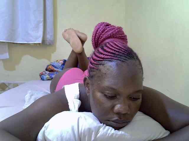 Sweet-Tiffany webcam