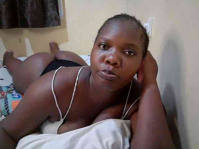 Sweet-Tiffany webcam