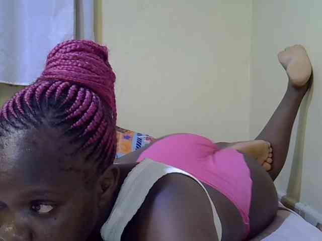 Sweet-Tiffany webcam